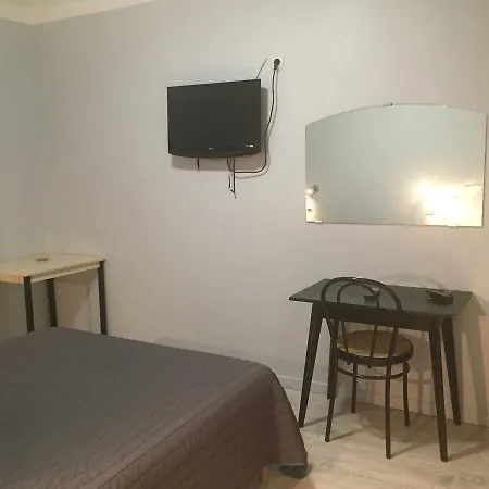 Allety Hotell *