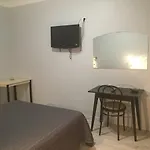 Allety Hotel *